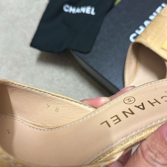 Chanel shoes - Picture 8 of 8